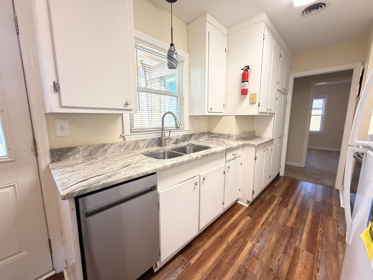 639 Windermere Blvd #B - Photo 7 of 23
