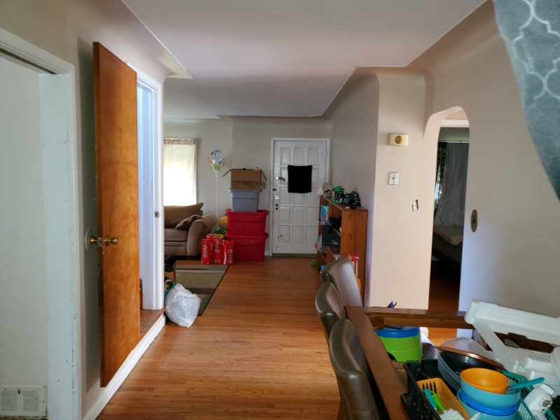 2738 Berkley St - Photo 6 of 25