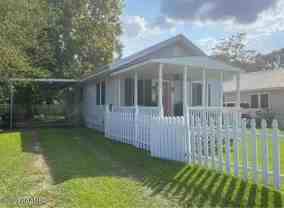 404 N Landry Dr - Photo 1 of 1