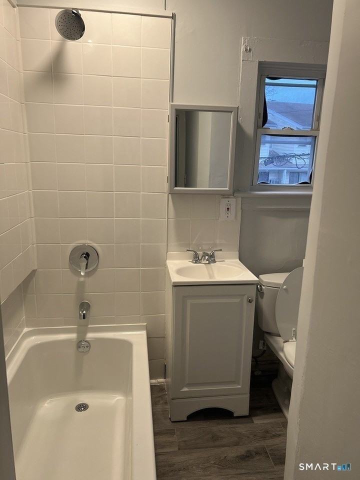 50 W Washington Ave #50 - Photo 5 of 6