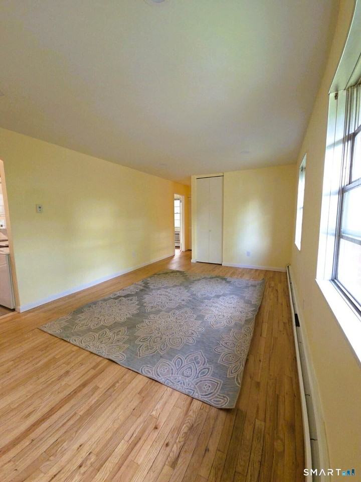 43 Fairview Dr #2 - Photo 4 of 9