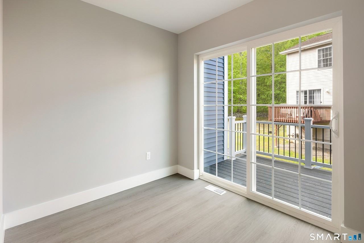 91 Taft Pt #9 - Photo 6 of 22