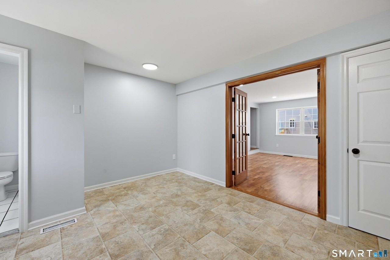 1 Union Ave #11 - Photo 6 of 35
