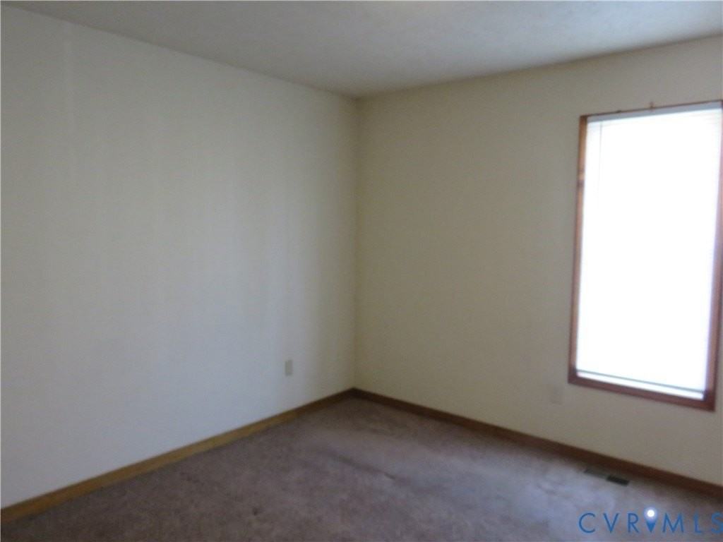 101 N Mapleleaf Ave - Photo 7 of 8
