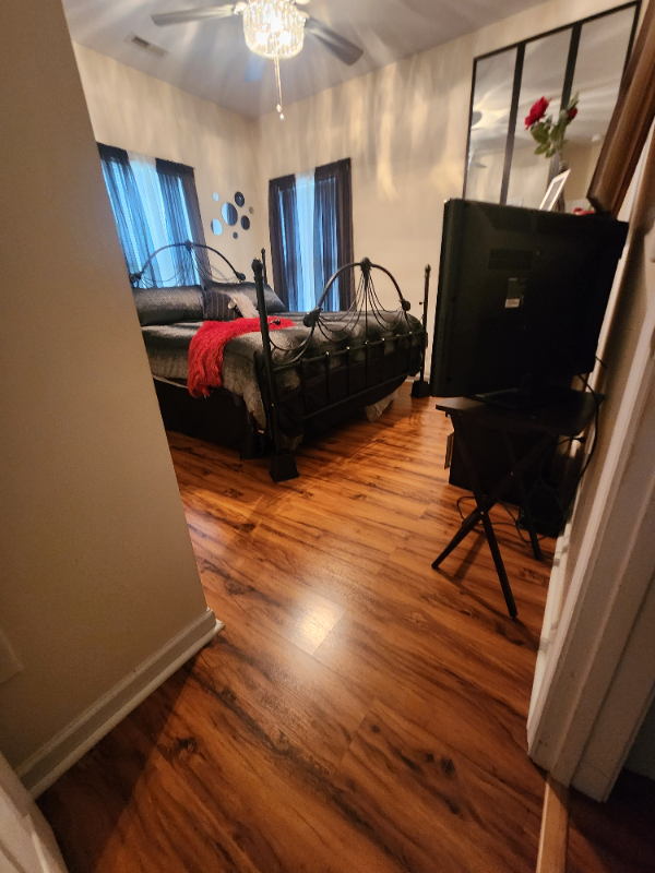 312 Broad Dr Sw - Photo 4 of 7
