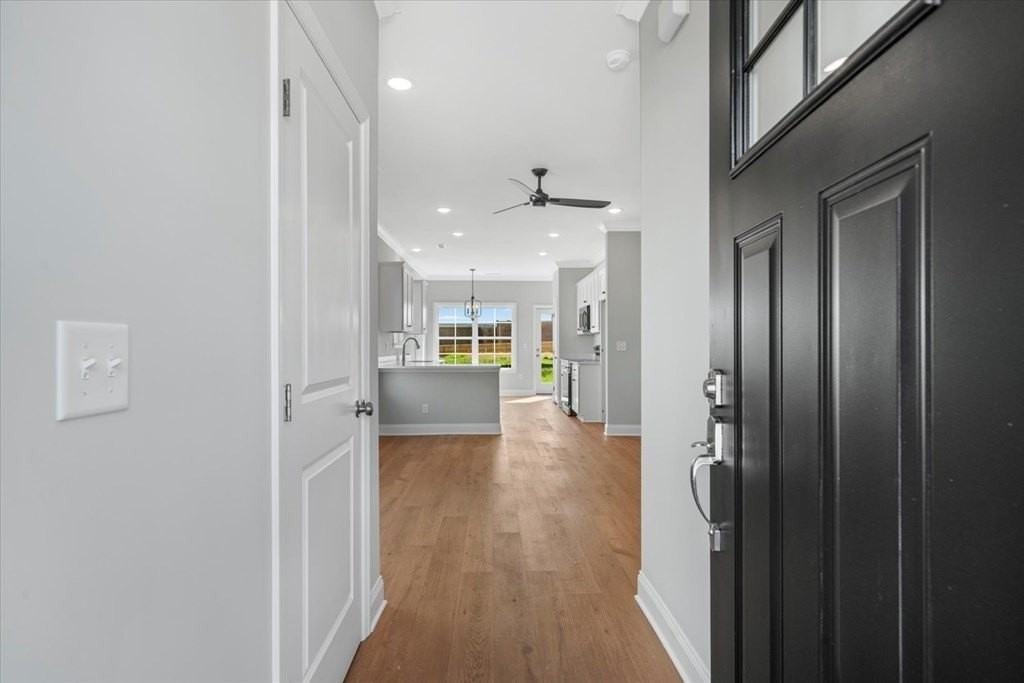 186 Andros Dr - Photo 4 of 35