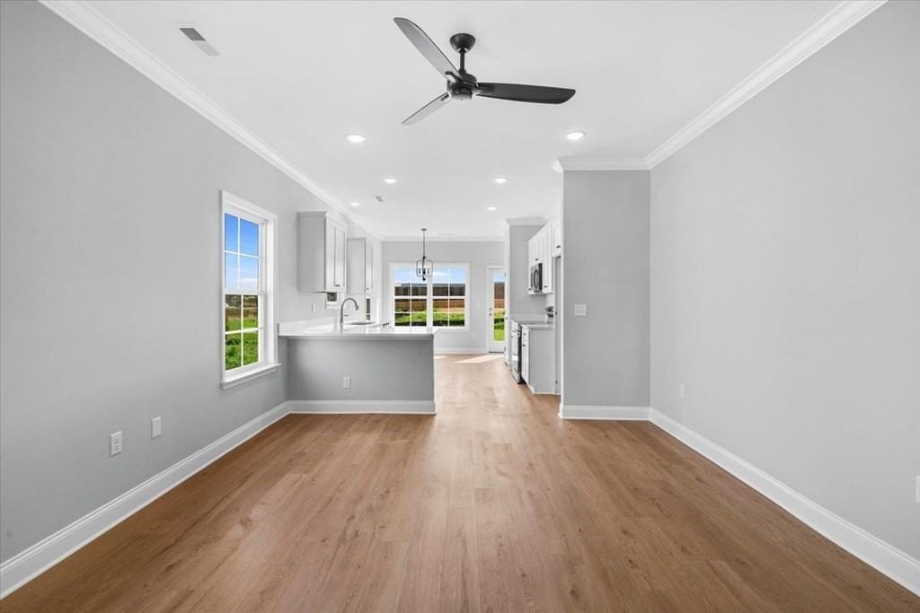 186 Andros Dr - Photo 5 of 35