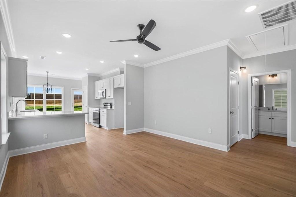 186 Andros Dr - Photo 6 of 35