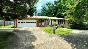 featured image of 2703 Candlenut Rd
