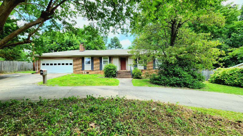 2703 Candlenut Rd - Photo 2 of 26