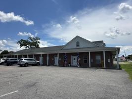 featured image of 301 S Ferdon Blvd #STEC