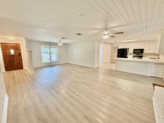 203 Hastings Ct - Photo 6 of 41