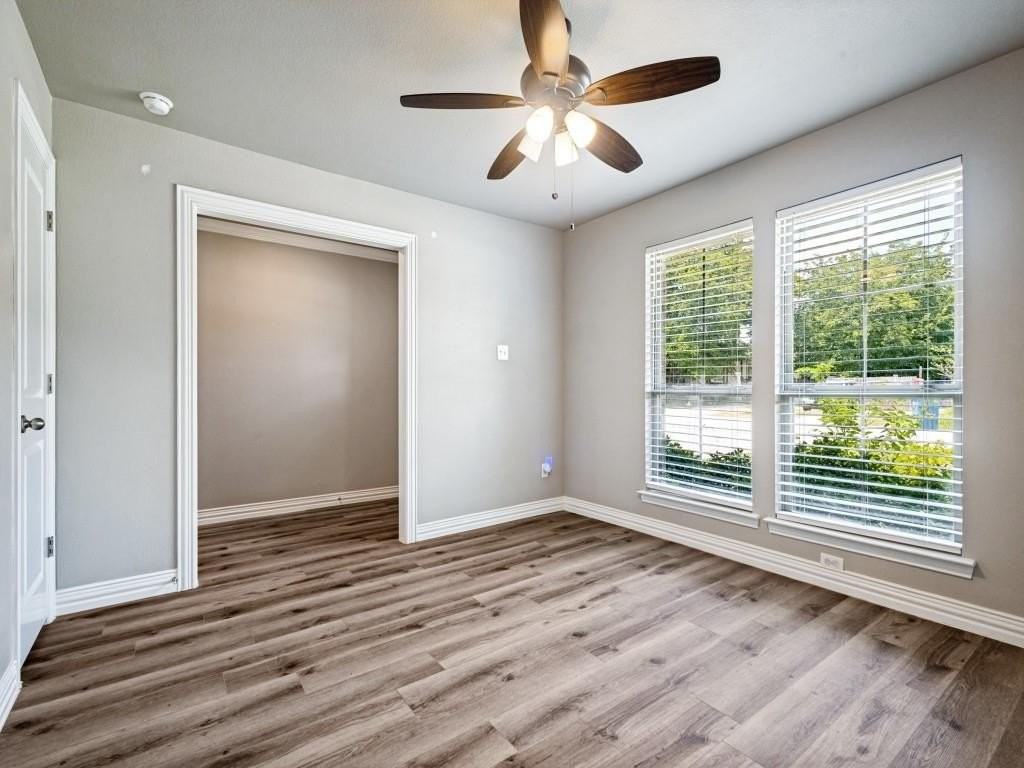 122 Elm Ln - Photo 3 of 19