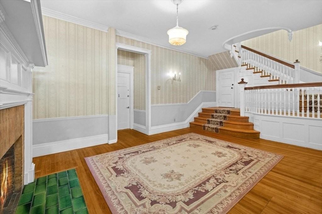 1757 Beacon 3 - Photo 5 of 26