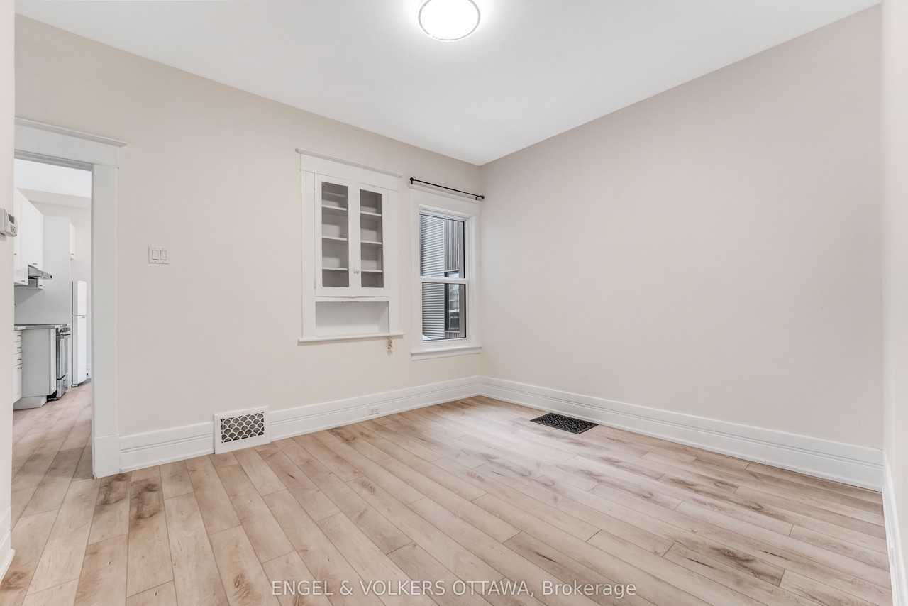 170 Ivy Crescent 2 - Photo 6 of 18