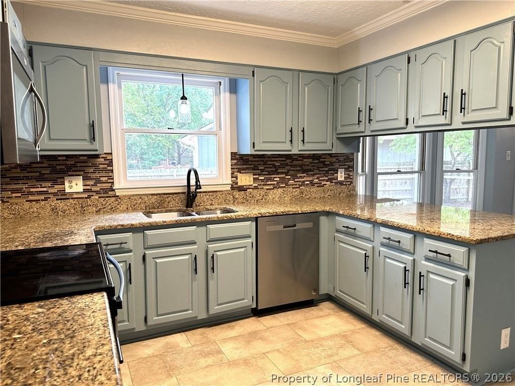 416 Georgetown Cir - Photo 7 of 21