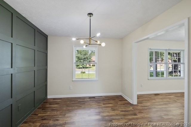 1067 Pleasant Oak Dr - Photo 3 of 29