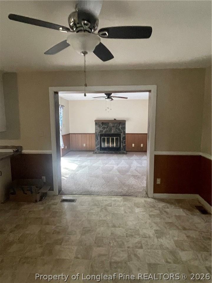 916 Bingham Dr - Photo 5 of 21