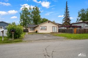 featured image of 4207 Hayes St #A