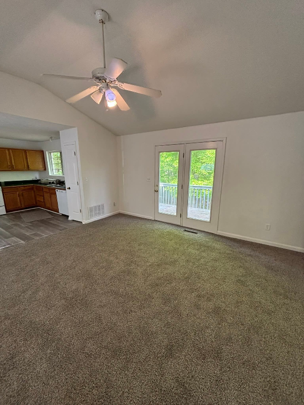 33 Wisteria Ln - Photo 6 of 6