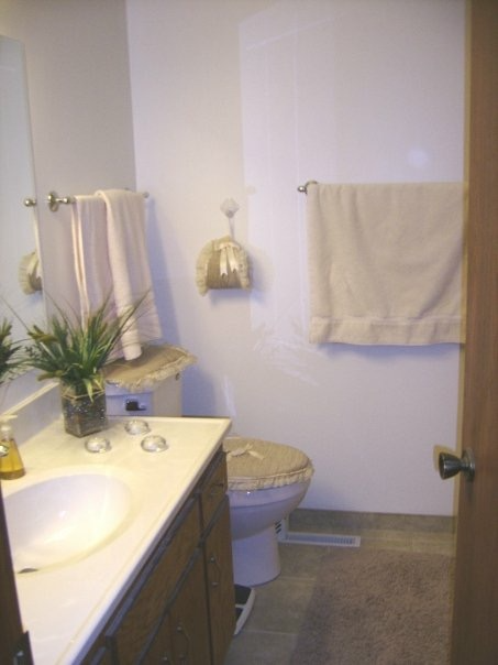 5603 Donegal Dr - Photo 7 of 19
