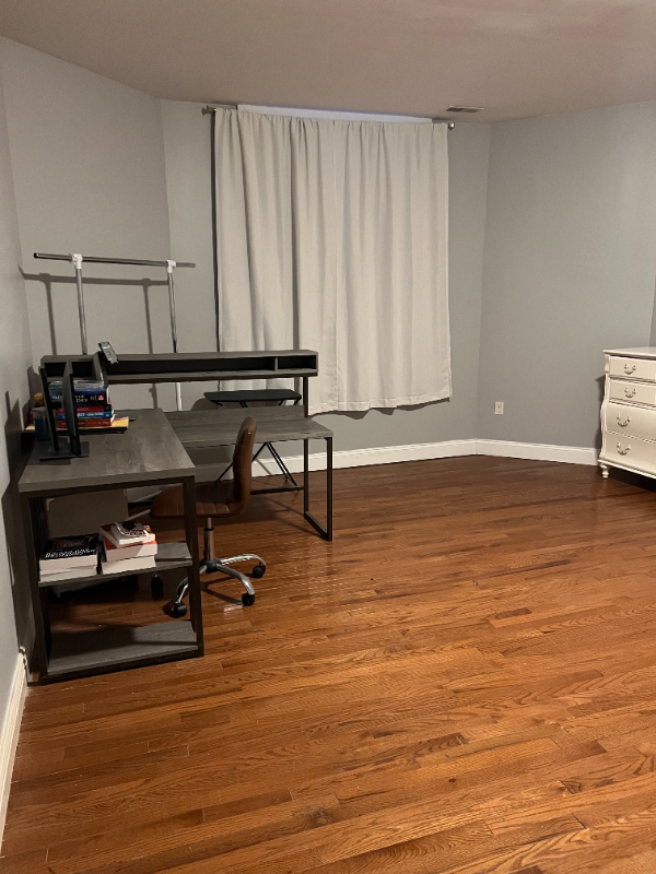 627 College St - Photo 5 of 16