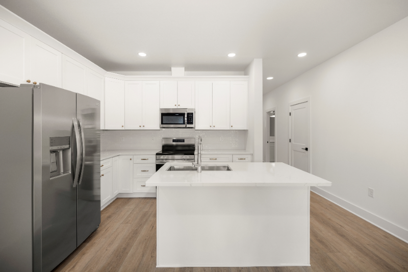 608 Fir Ave - Photo 6 of 20