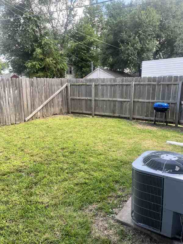 116 N Walnut St - Photo 3 of 13