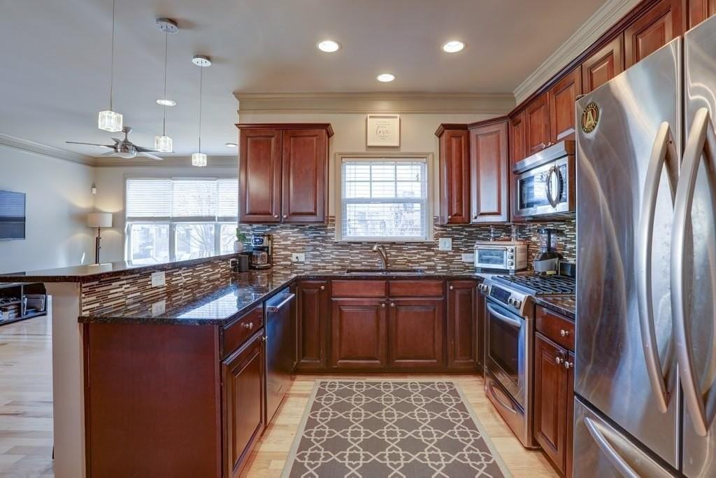 3693 Lambert Ln Ne - Photo 4 of 18