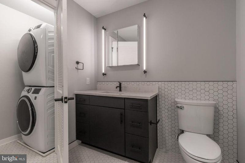 102 W Berks St, Philadelphia, Pa 19122, Usa #205 - Photo 7 of 15