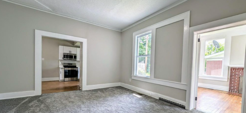 113 Brawley St - Photo 3 of 12