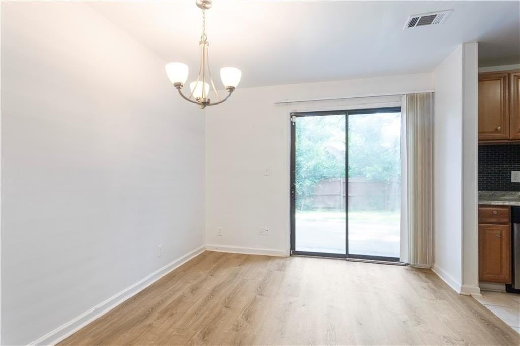 1585 Springleaf Pt Se - Photo 5 of 22