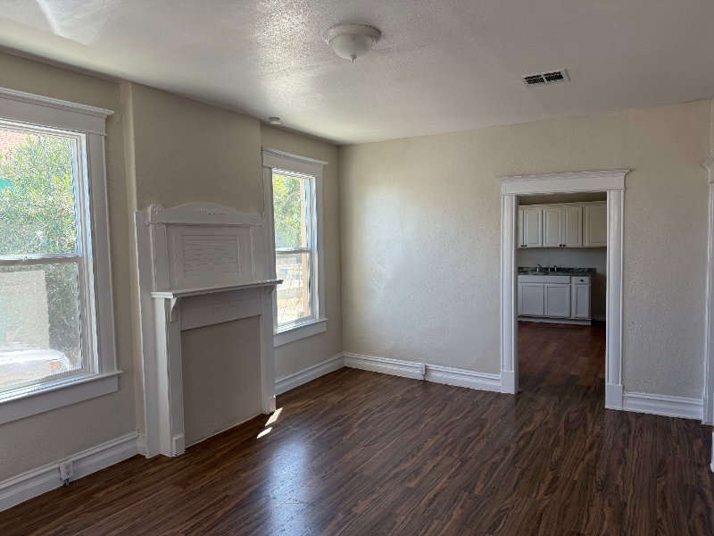 3416 Rivera Ave - Photo 2 of 8