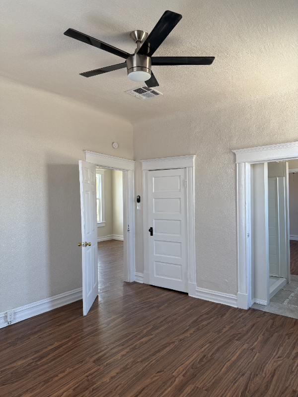 3416 Rivera Ave - Photo 4 of 8