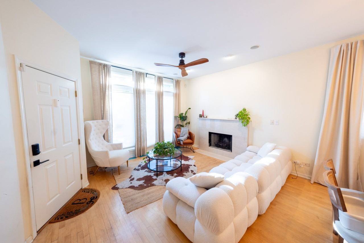 1644 N Claremont Ave #1 - Photo 2 of 22
