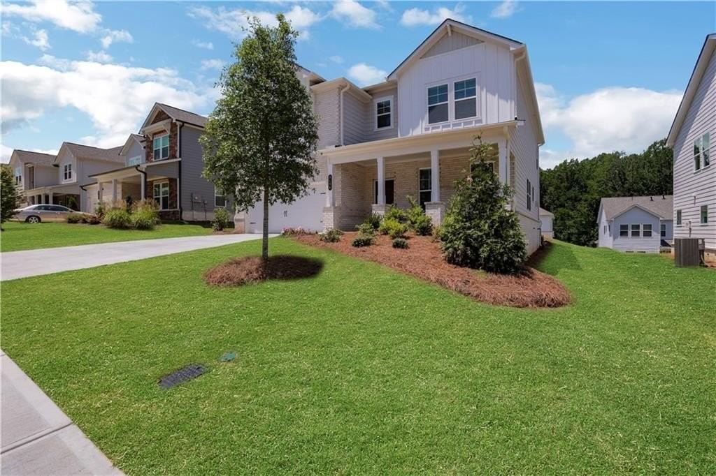 3198 Shirecrest Ln - Photo 3 of 43