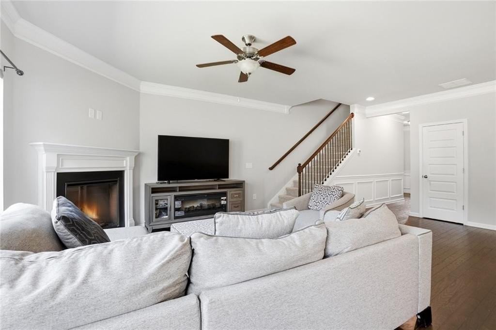 2639 Bloom Cir - Photo 7 of 24