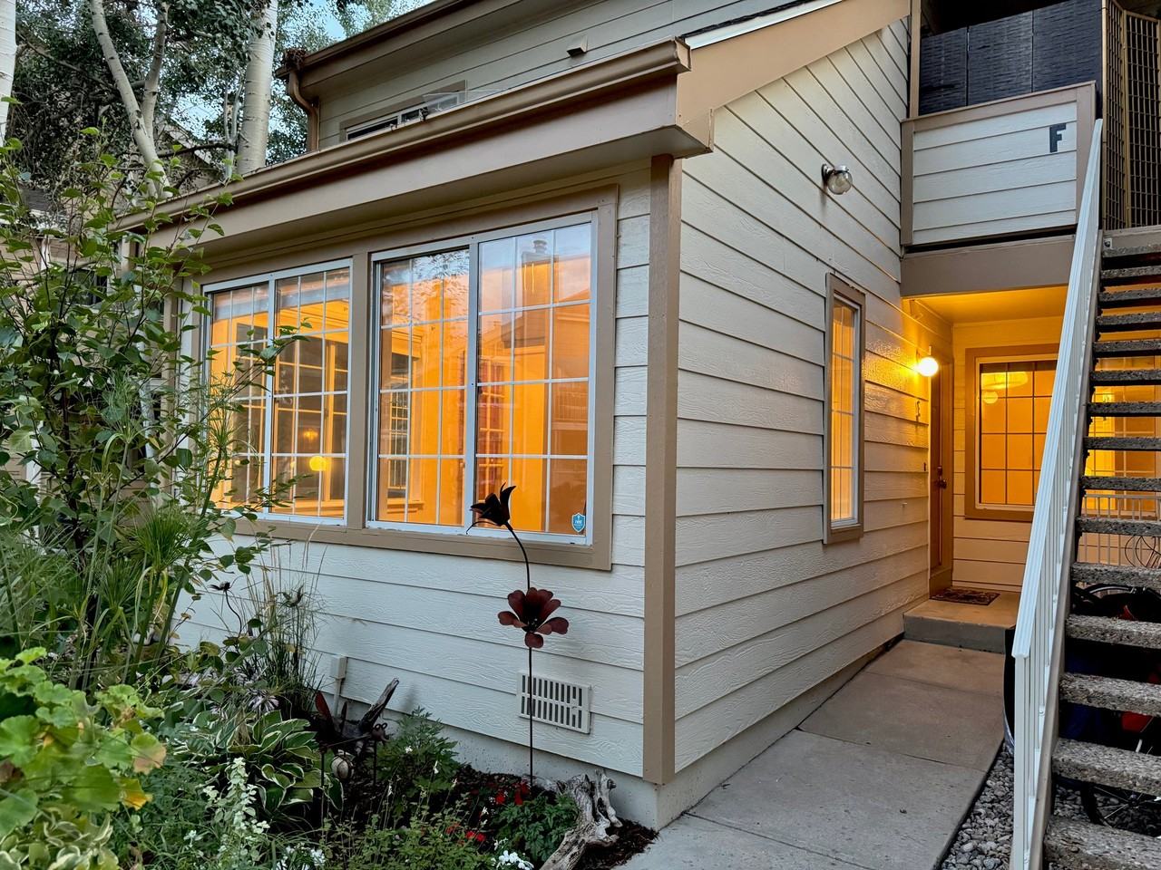 6048 Gunbarrel Ave #E - Photo 2 of 10