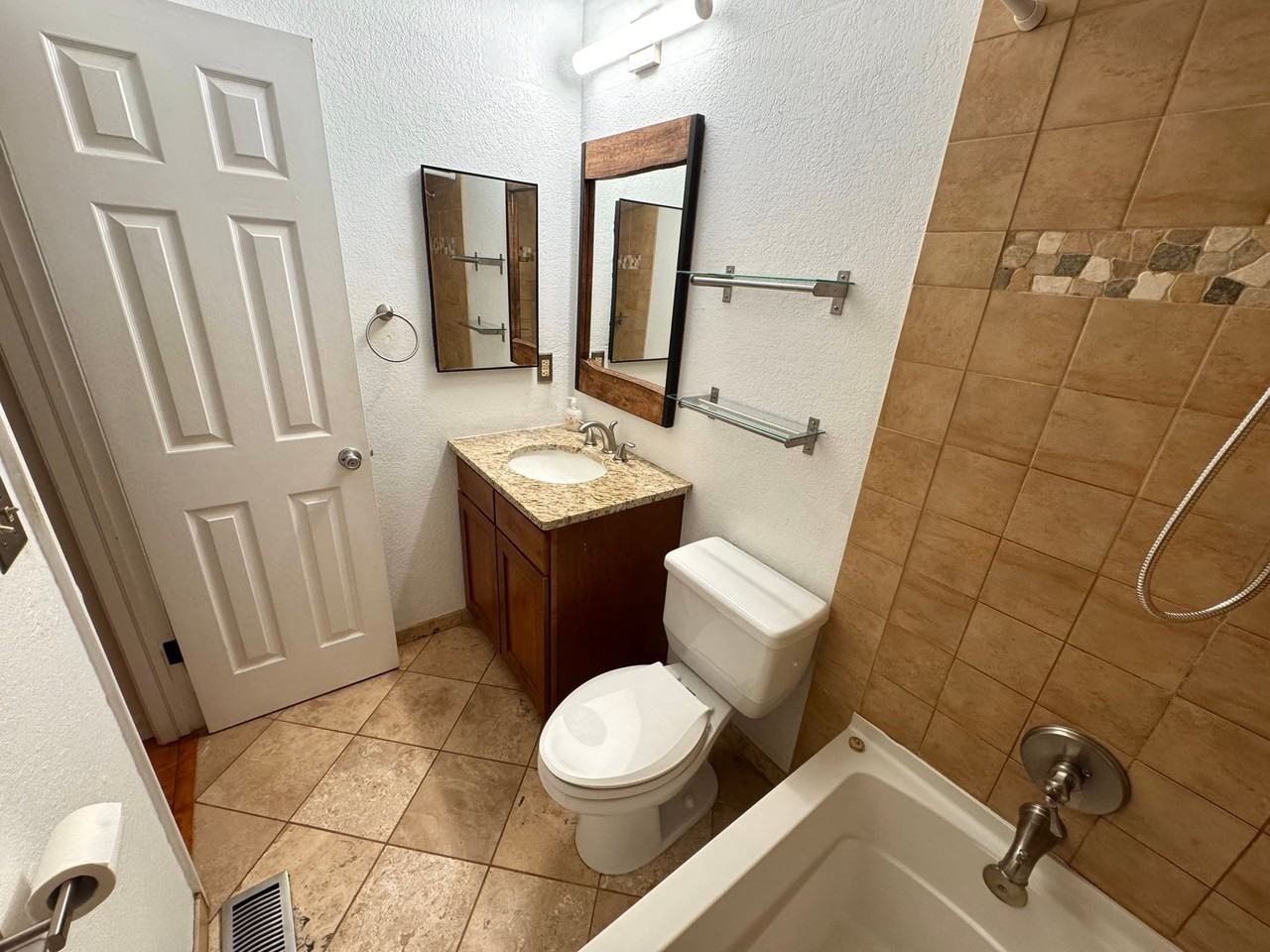 6048 Gunbarrel Ave #E - Photo 7 of 10