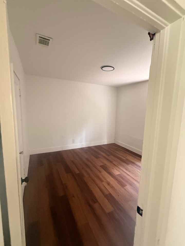 1842 Canal St - Photo 7 of 16