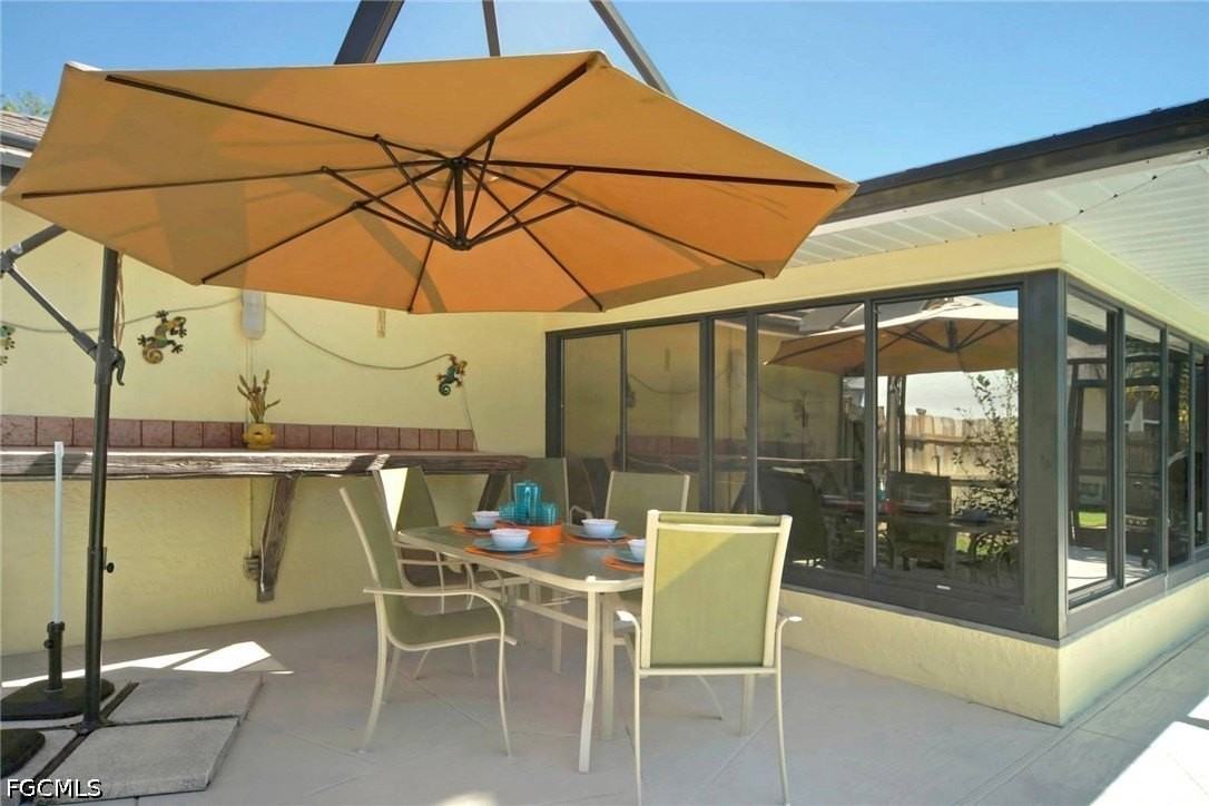 1140 Sw 44th St - Photo 2 of 13