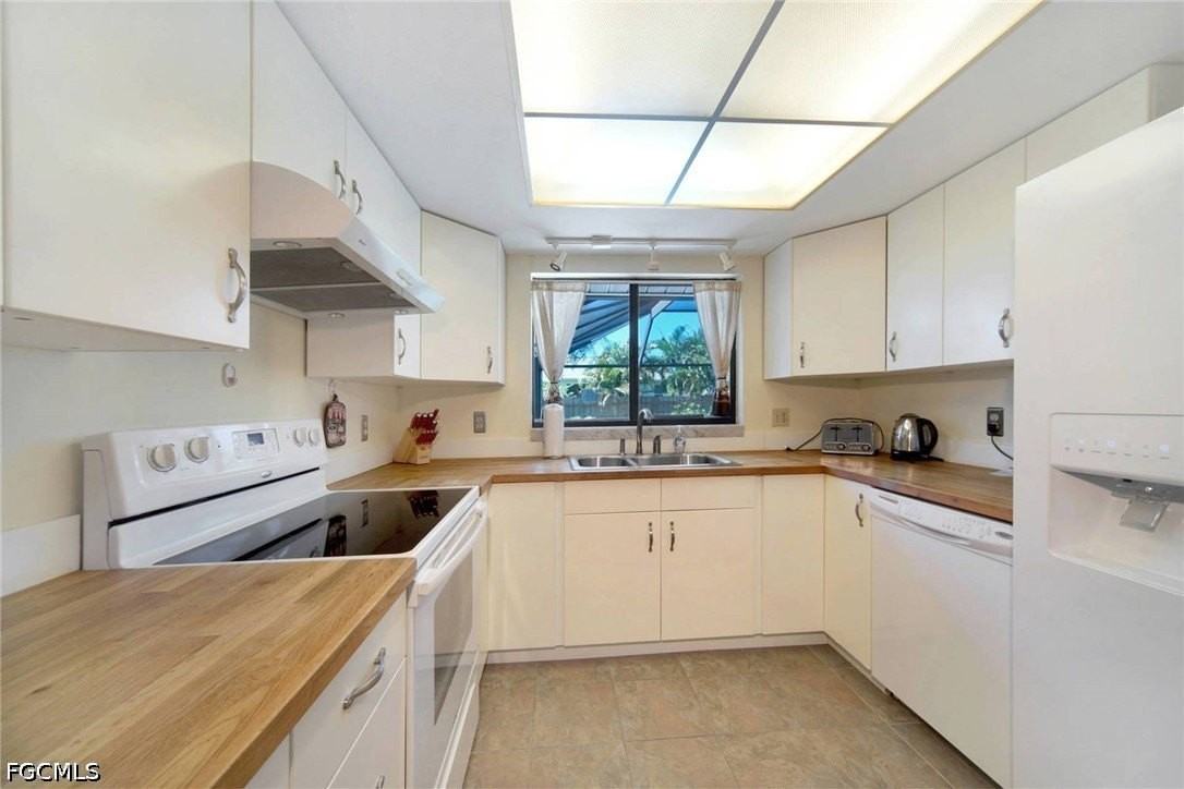 1140 Sw 44th St - Photo 5 of 13