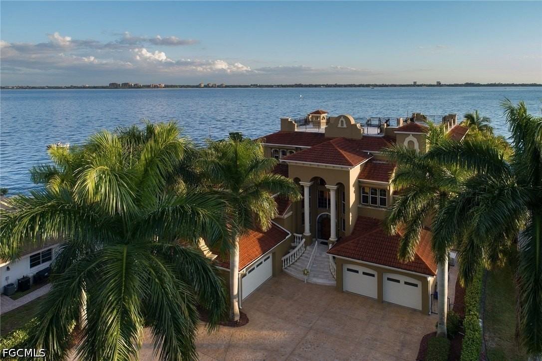 232 Bayshore Dr - Photo 5 of 28
