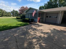 645 N Center St - Photo 1 of 1