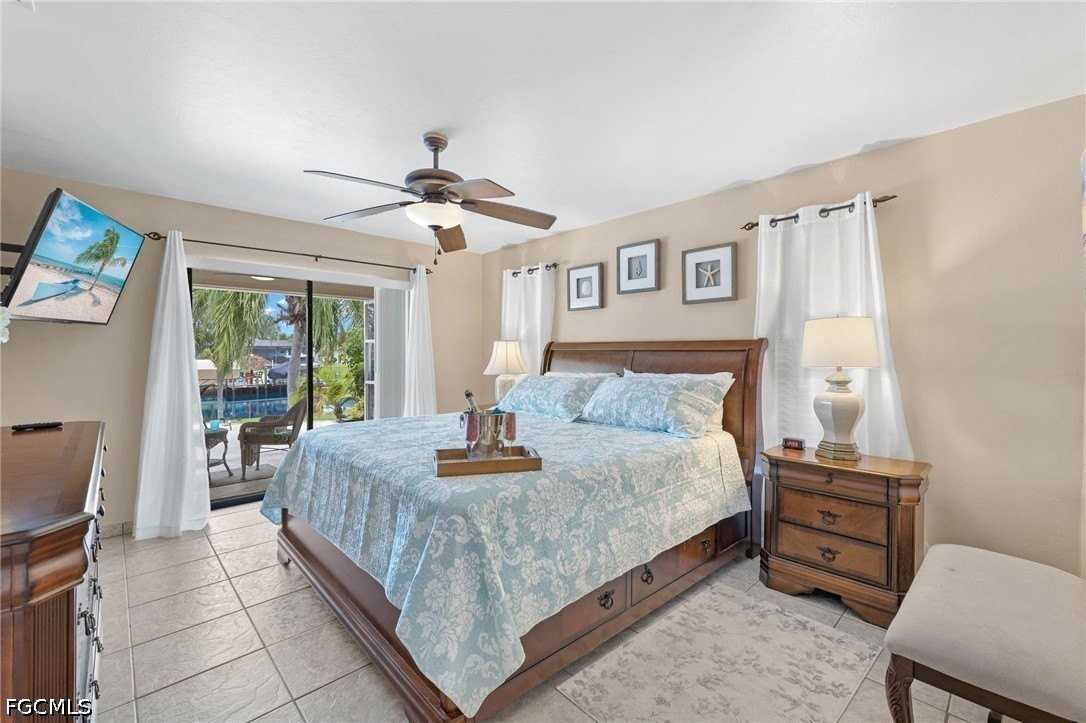 1327 Se 17th St - Photo 6 of 38