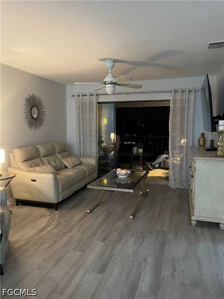 3914 Orange Grove Blvd #5 - Photo 4 of 22
