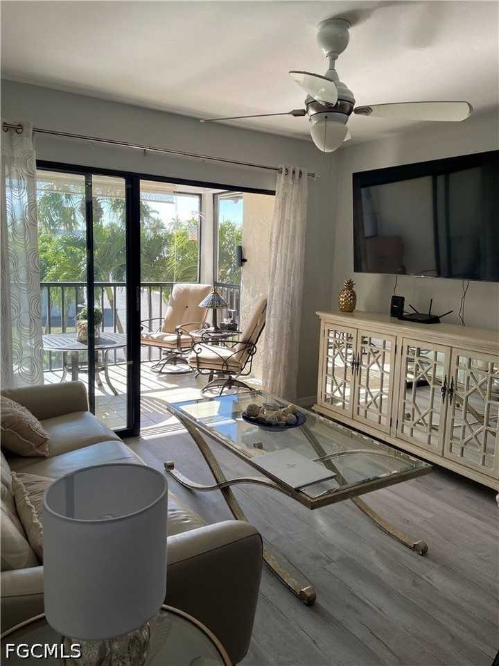 3914 Orange Grove Blvd #5 - Photo 5 of 22