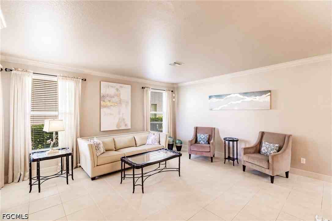 3573 Malagrotta Cir - Photo 5 of 44