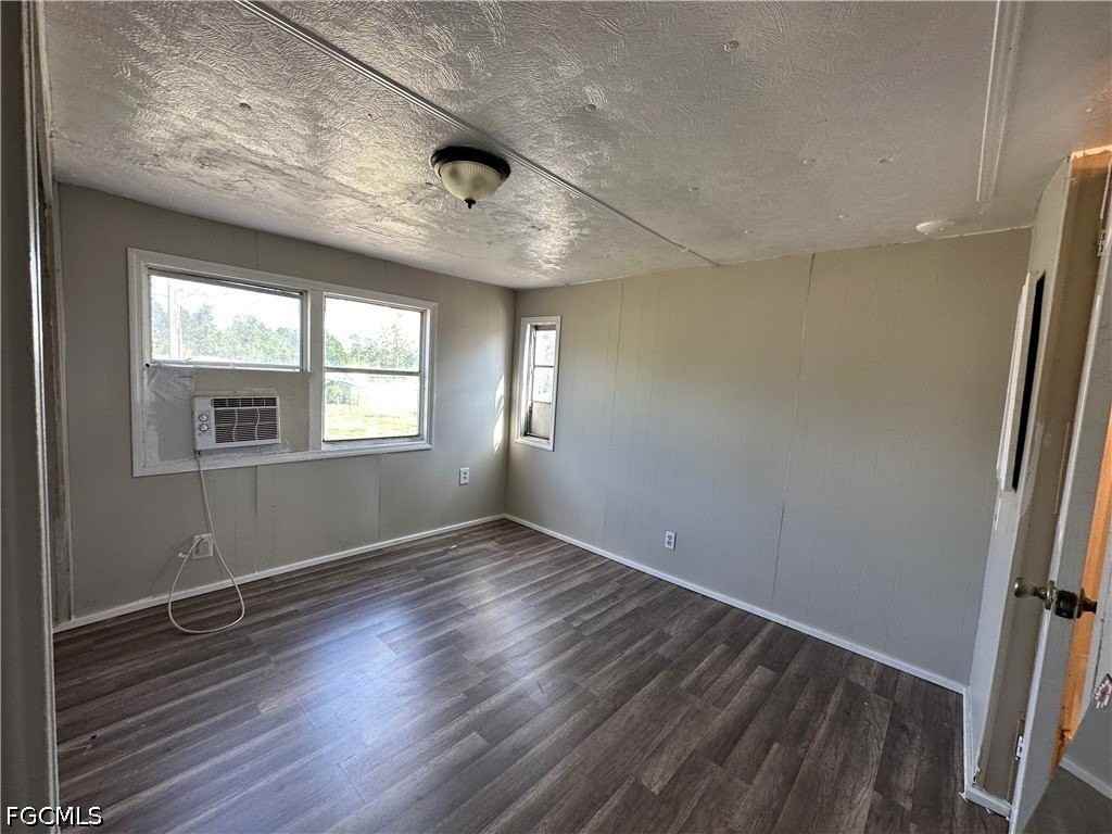 8086 Heck Dr #1A - Photo 7 of 8