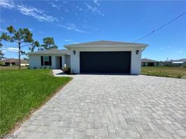 featured image of 1906 Jacaranda Pkwy W